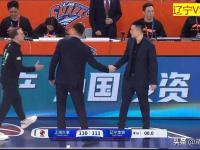 开云足球直播-辽宁男篮客场取胜，展现出色表现